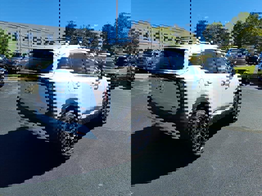 New 2026 Nissan Kicks SR w/ SR Premium Package image 3