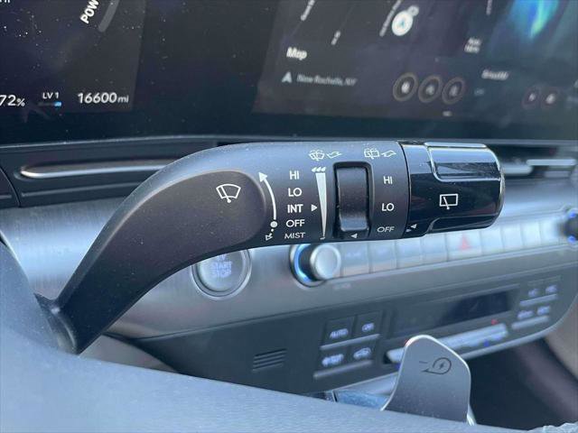 Certified 2024 Hyundai Kona SEL FWD image 23