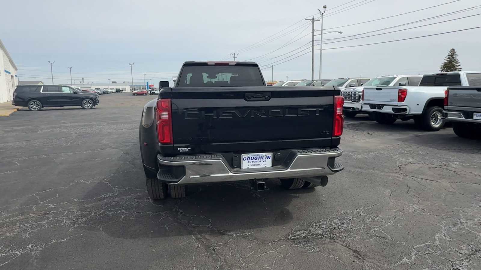 New 2026 Chevrolet Silverado 3500 LTZ w/ LTZ Convenience Package AWD/4WD image 7