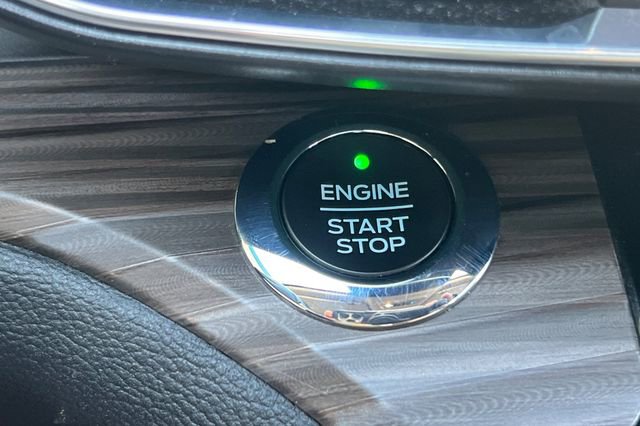 Used 2021 Ford Explorer Limited w/ Equipment Group 301A image 29