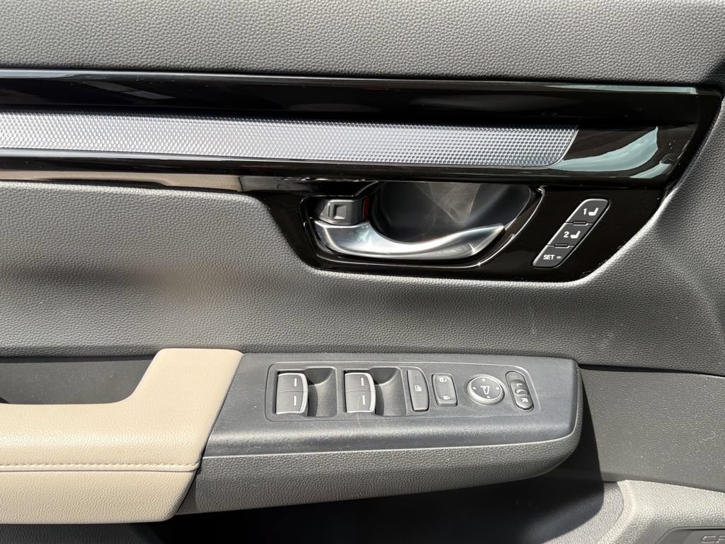 Used 2024 Honda CR-V EX-L image 11
