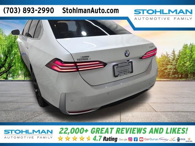 Used 2024 BMW 530i xDrive w/ Premium Package image 6