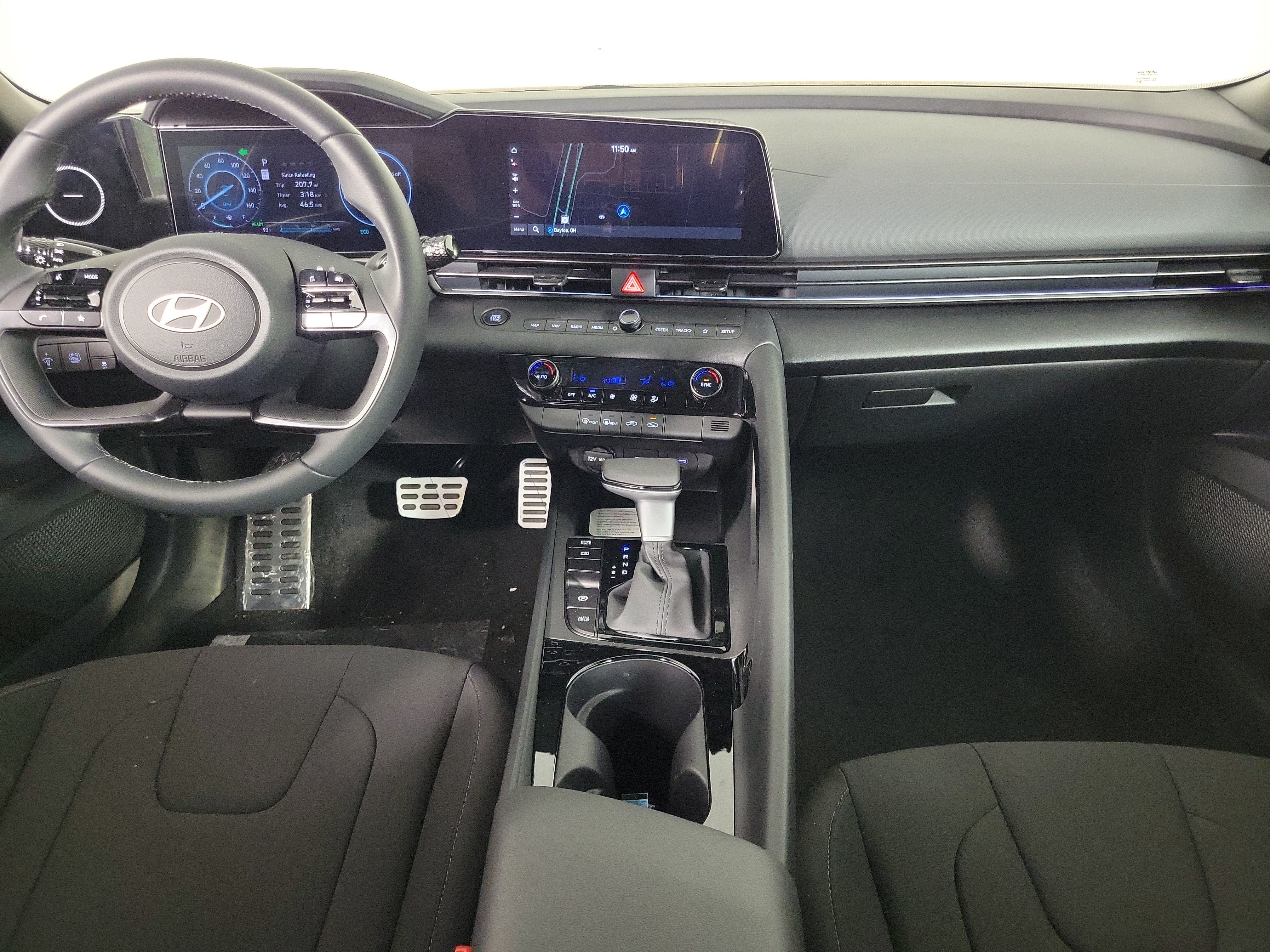 New 2026 Hyundai Elantra SEL FWD image 4