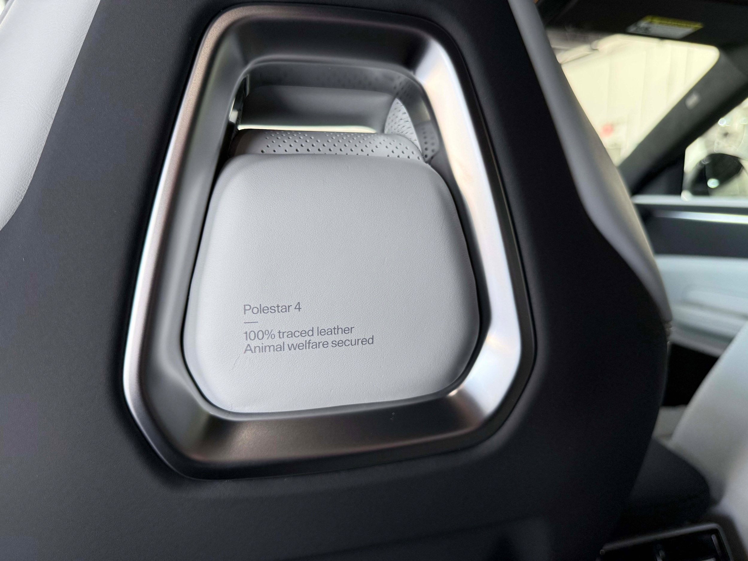 New 2026 Polestar Polestar 4 w/ Performance Pack AWD/4WD image 17