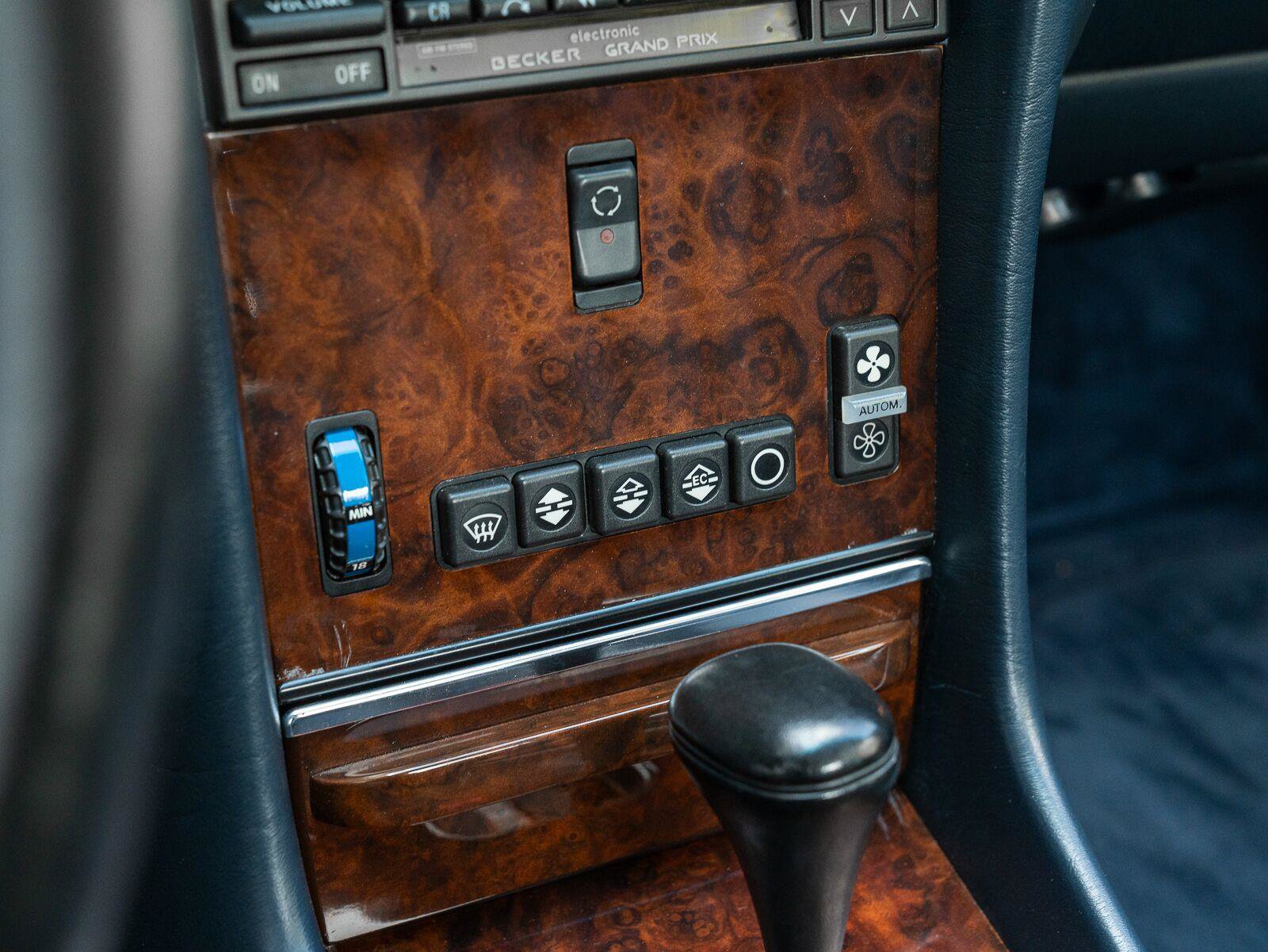 Used 1987 Mercedes-Benz 560 SL image 57