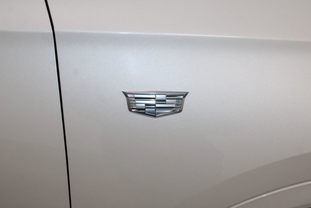 Used 2024 Cadillac XT6 Premium Luxury image 12