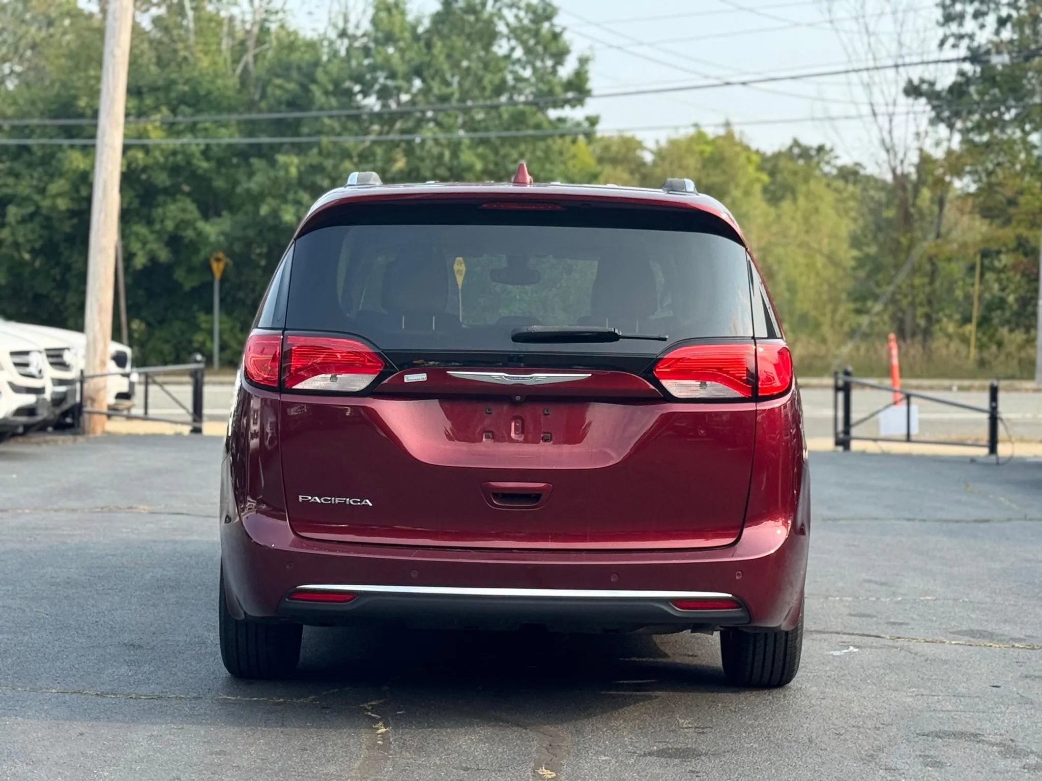 Used 2017 Chrysler Pacifica Touring-L Plus image 6
