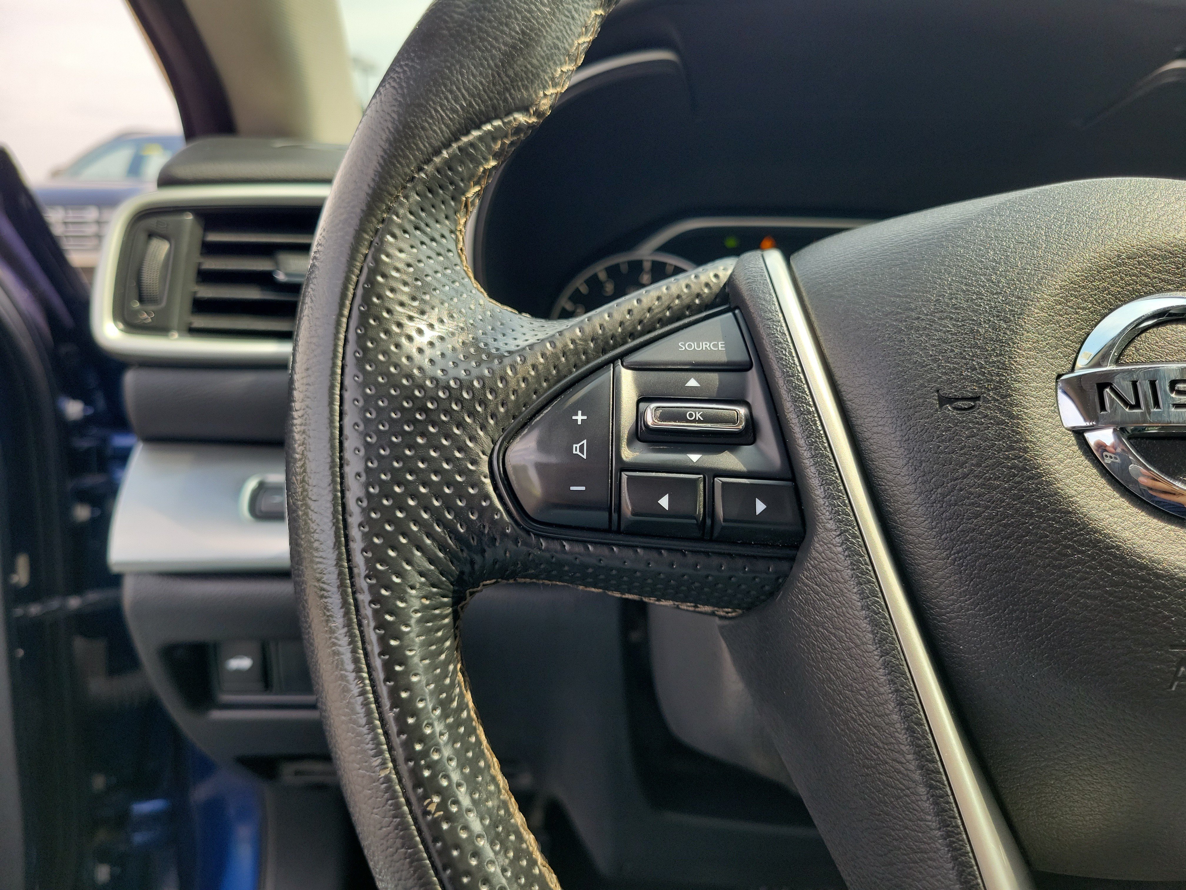Used 2019 Nissan Maxima 3.5 SV w/ Floor Mat Group FWD image 22