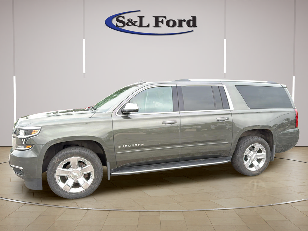 Used 2019 Chevrolet Suburban Premier AWD/4WD image 2