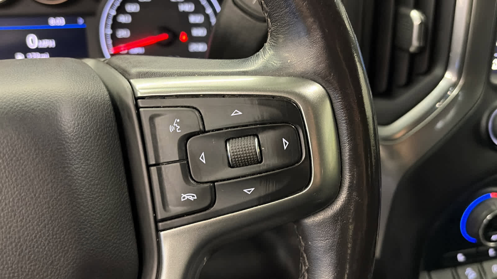 Used 2021 Chevrolet Silverado 1500 RST image 9