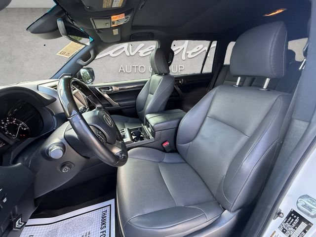 Used 2020 Lexus GX 460 Premium w/ Premium Package AWD/4WD image 24