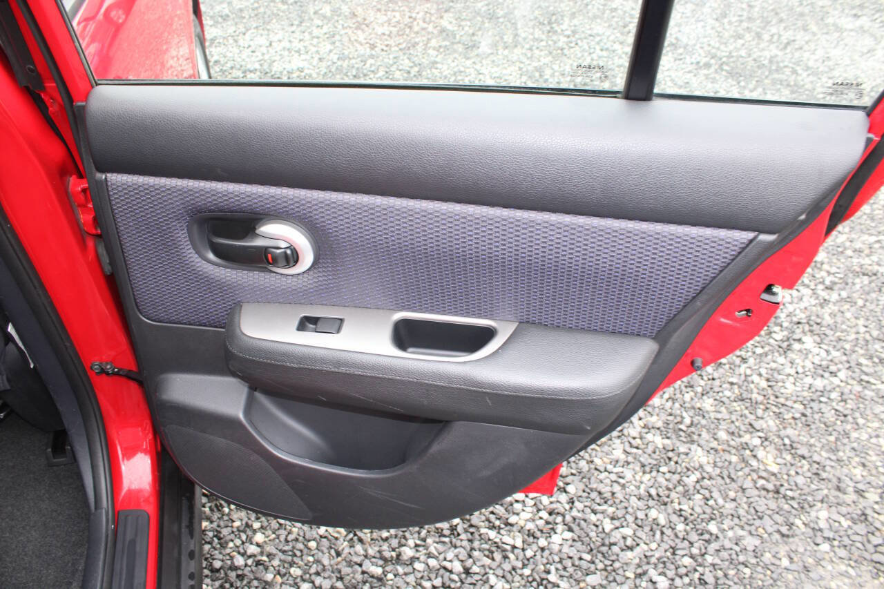 Used 2008 Nissan Versa 1.8 S w/ Convenience Pkg image 21