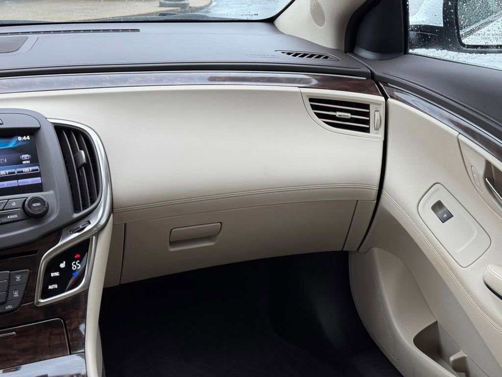 Used 2015 Buick LaCrosse Leather image 39