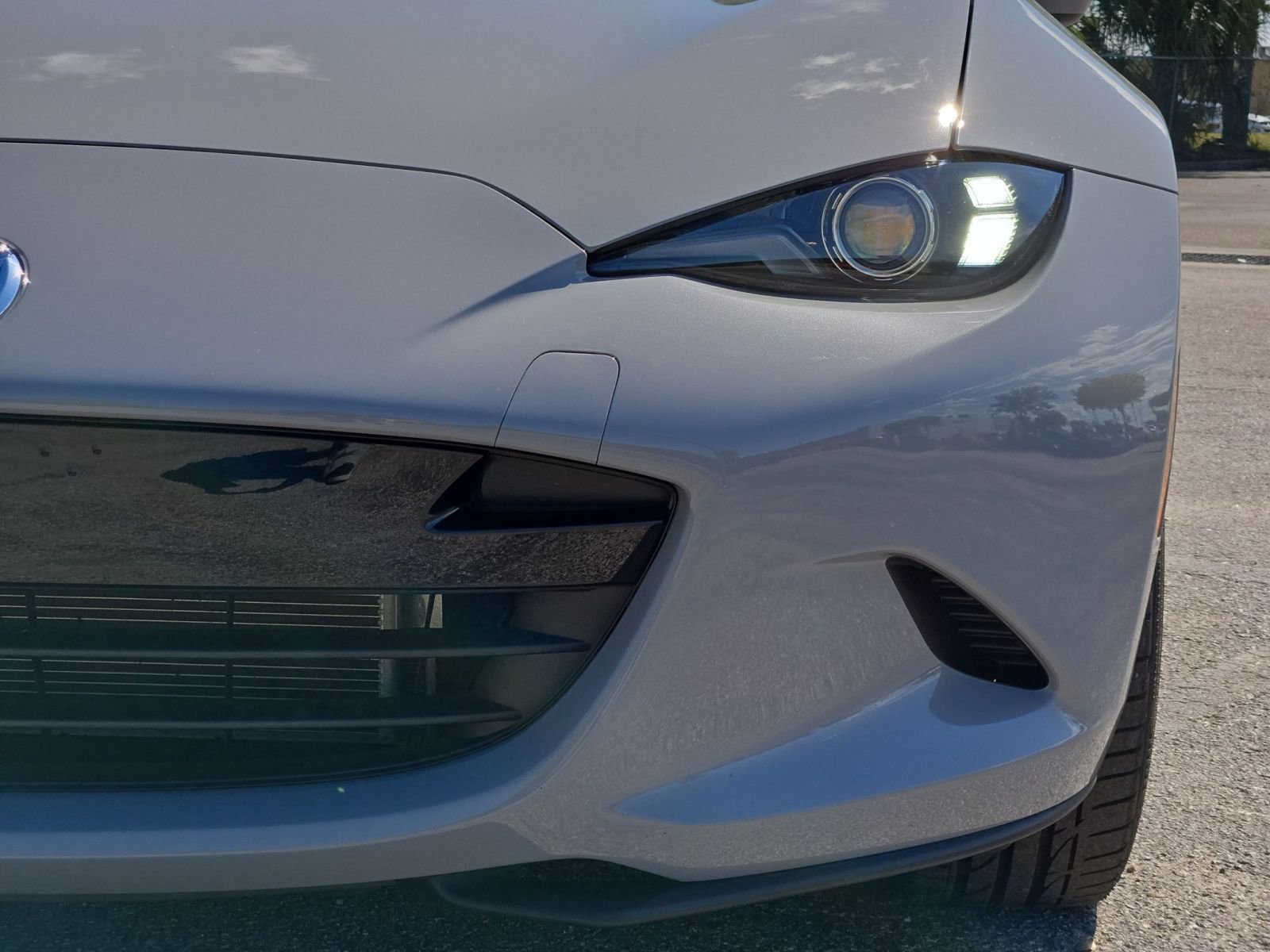 Used 2025 MAZDA MX-5 Miata Grand Touring w/ Weather Package RWD image 11