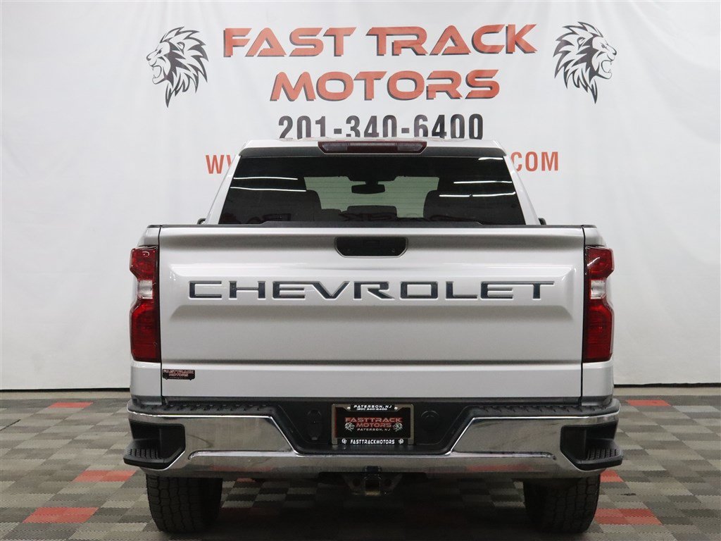 Used 2021 Chevrolet Silverado 1500 LT AWD/4WD image 5