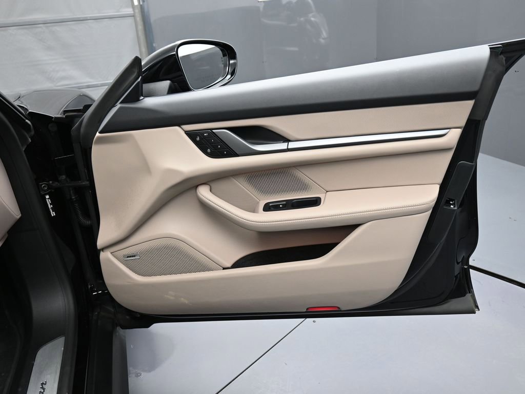 Certified 2025 Porsche Taycan image 30