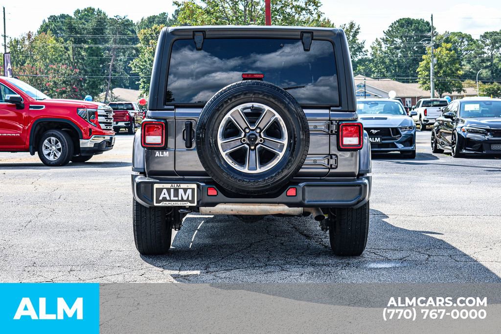 Used 2021 Jeep Wrangler Unlimited Sahara image 12