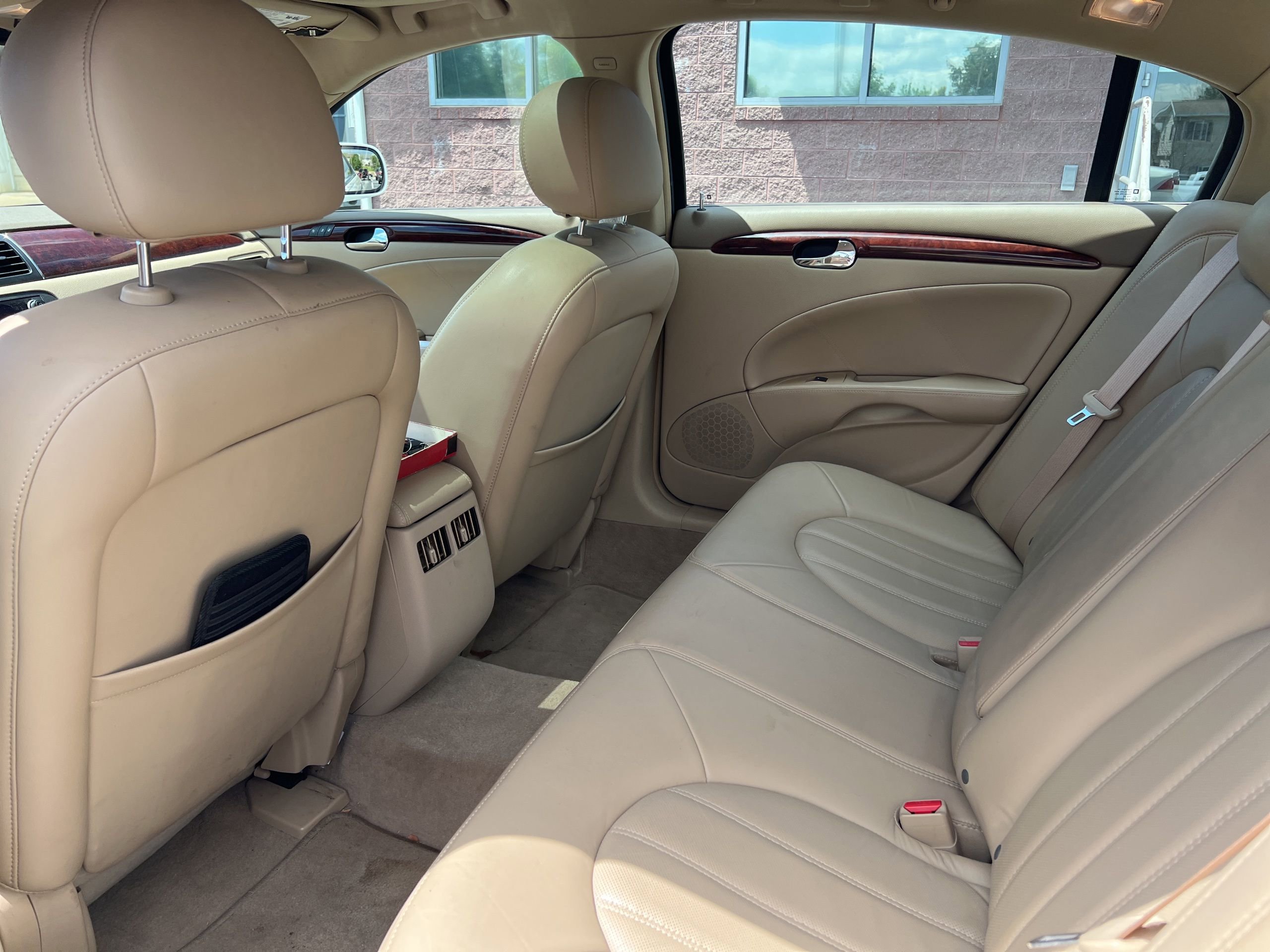 Used 2006 Buick Lucerne CXS w/ Driver Confidence Package FWD image 19