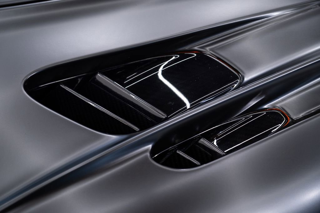 Used 2023 Bugatti Chiron Pur Sport image 25