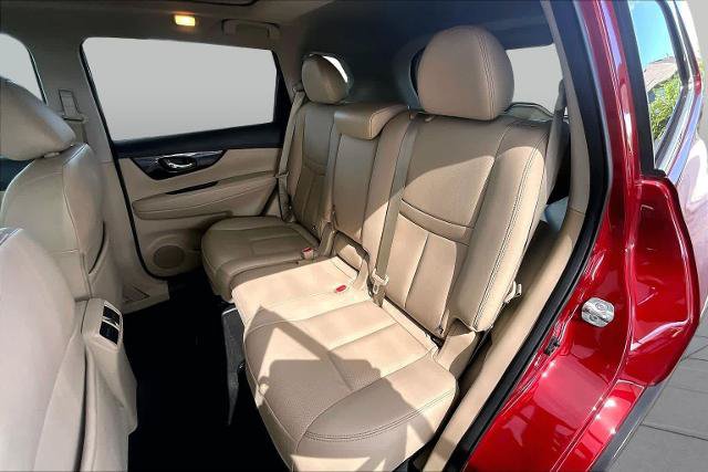 Certified 2019 Nissan Rogue SL w/ Premium Package AWD/4WD image 20