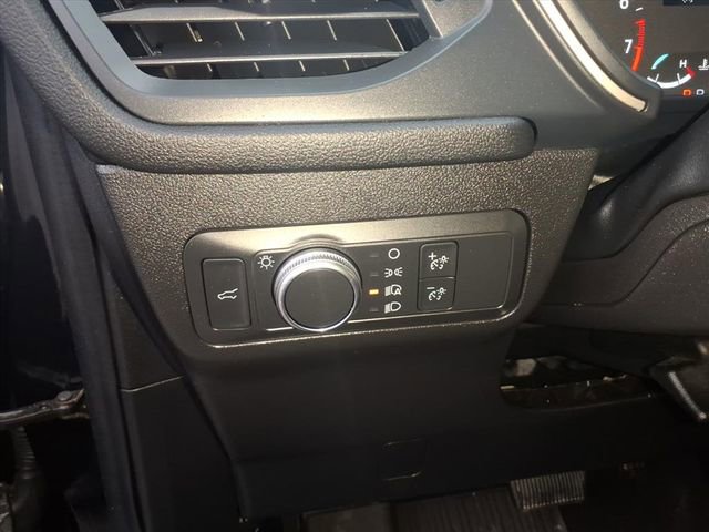 Certified 2022 Ford Escape SE w/ SE Sport Appearance Package image 17