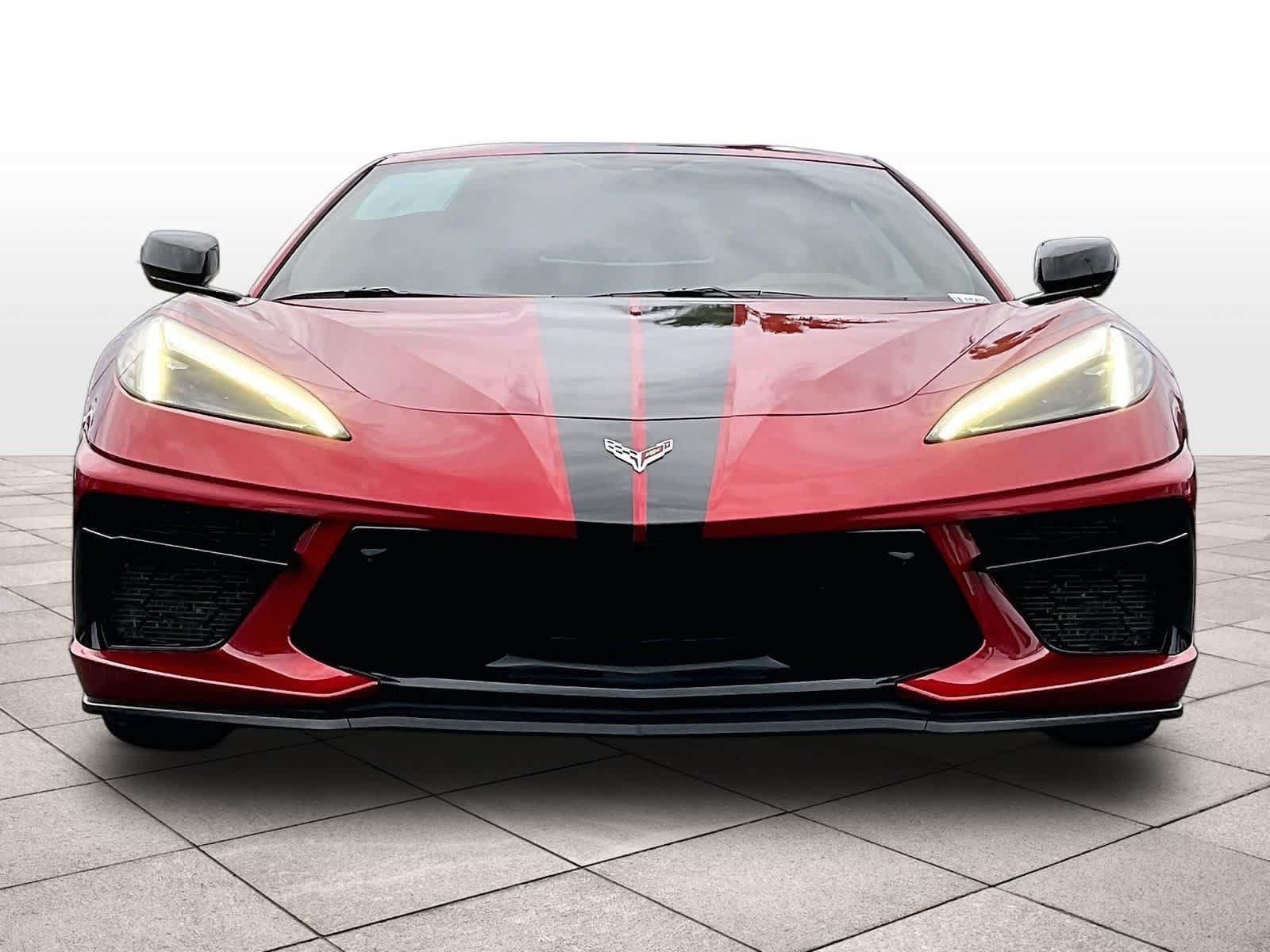 Used 2021 Chevrolet Corvette Stingray Premium Cpe w/ Z51 Performance Package RWD image 3