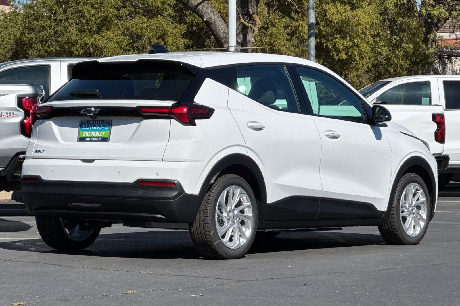 New 2027 Chevrolet Bolt LT w/ Comfort Package image 3
