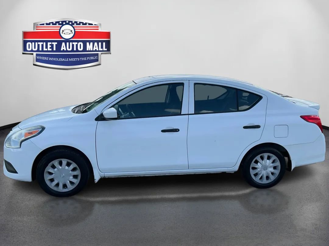 Used 2016 Nissan Versa S Plus FWD image 6