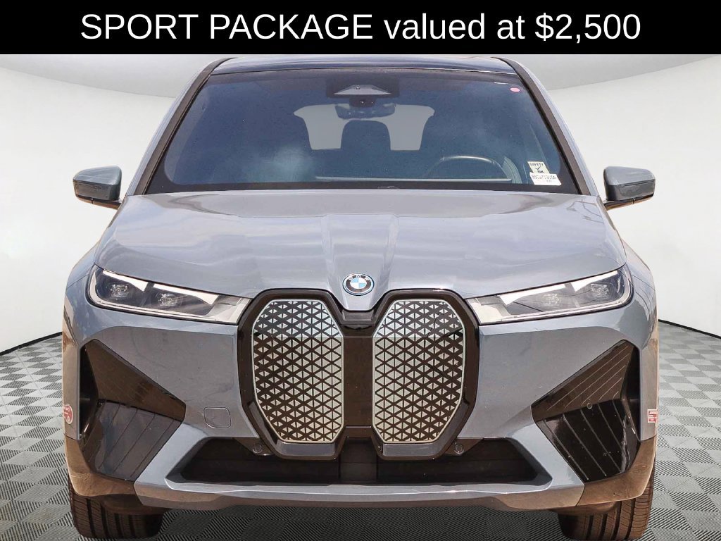 Used 2024 BMW iX xDrive50 w/ Sport Package AWD/4WD image 2