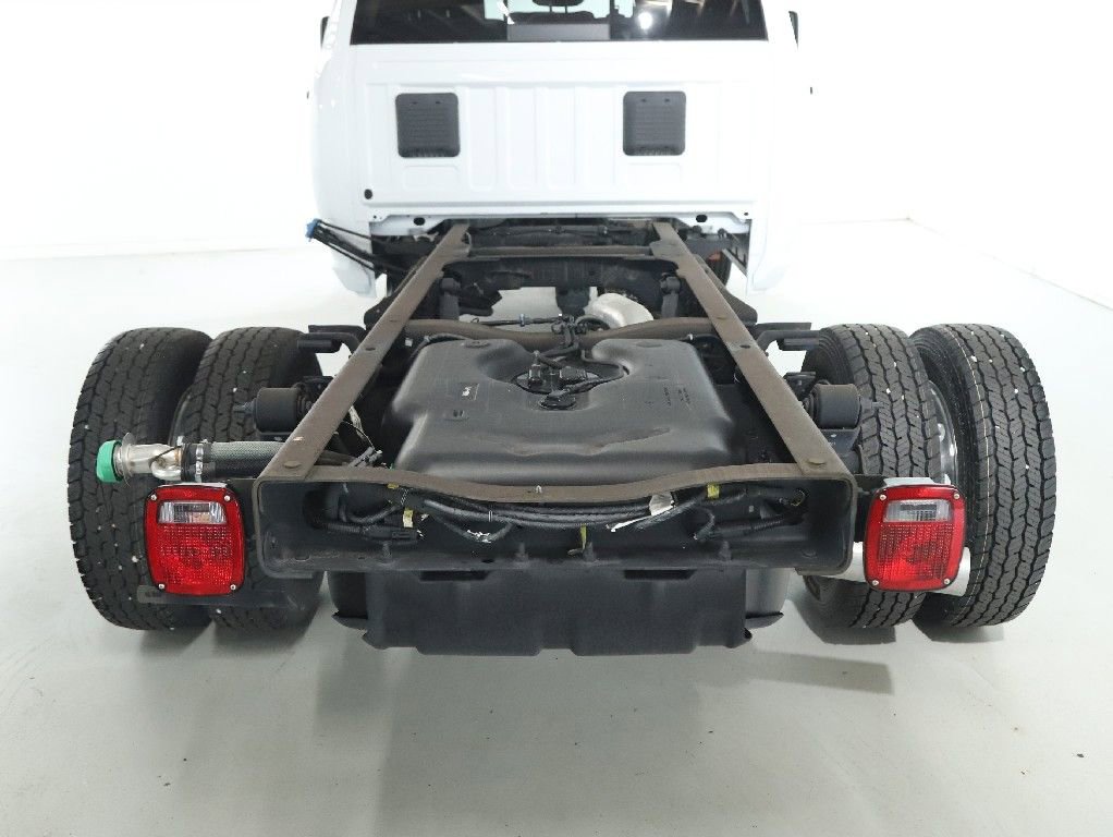 Used 2024 RAM 4500 SLT w/ Quick Order Package 2YG SLT image 44