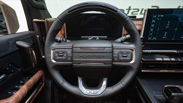 Used 2025 GMC Hummer EV 3X AWD/4WD image 46