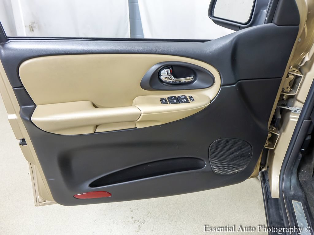 Used 2005 Chevrolet TrailBlazer LS RWD image 16