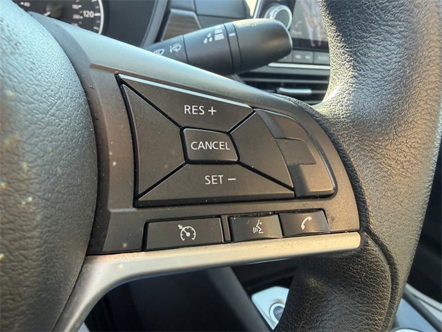 Used 2024 Nissan Altima 2.5 SV image 23