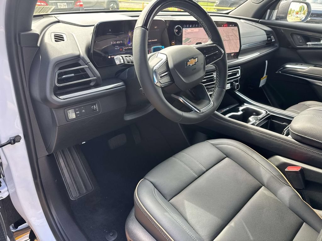 New 2026 Chevrolet Traverse High Country FWD image 12