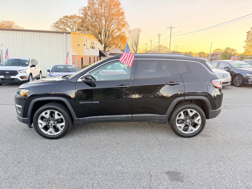 Used 2018 Jeep Compass Limited w/ Navigation Group AWD/4WD image 5