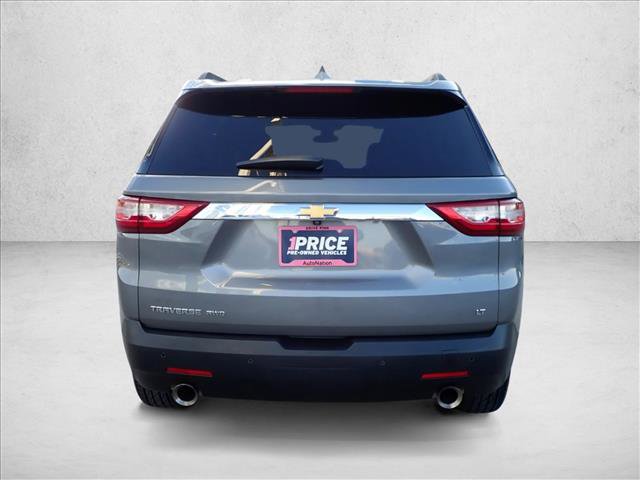 Used 2020 Chevrolet Traverse LT w/ Driver Confidence II Package AWD/4WD image 3