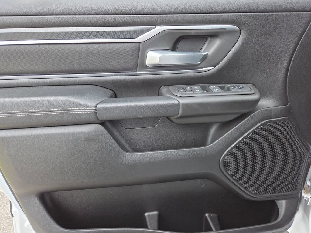 Used 2025 RAM 1500 Big Horn AWD/4WD image 24