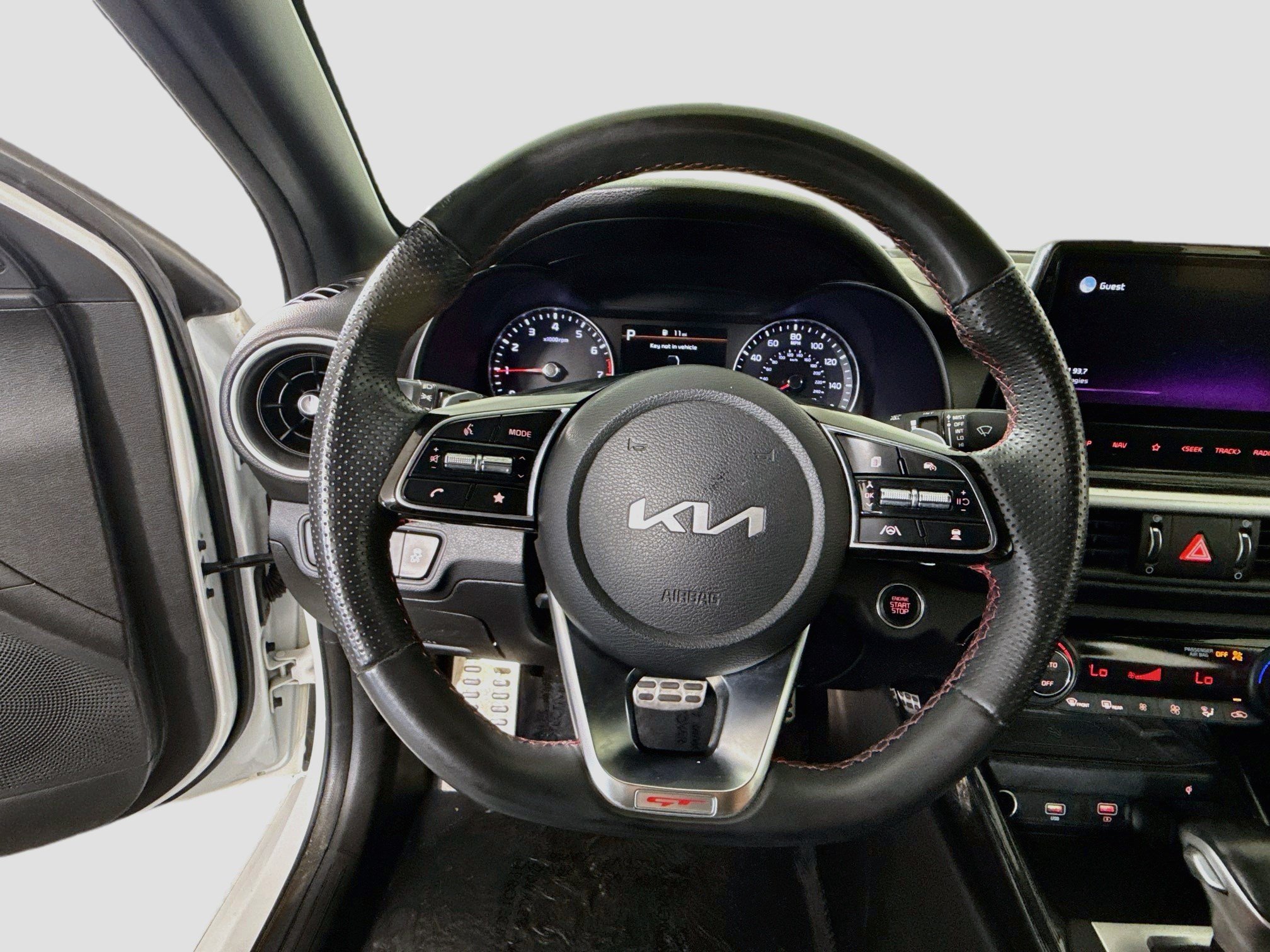 Used 2022 Kia Forte GT w/ GT Technology Package FWD image 13