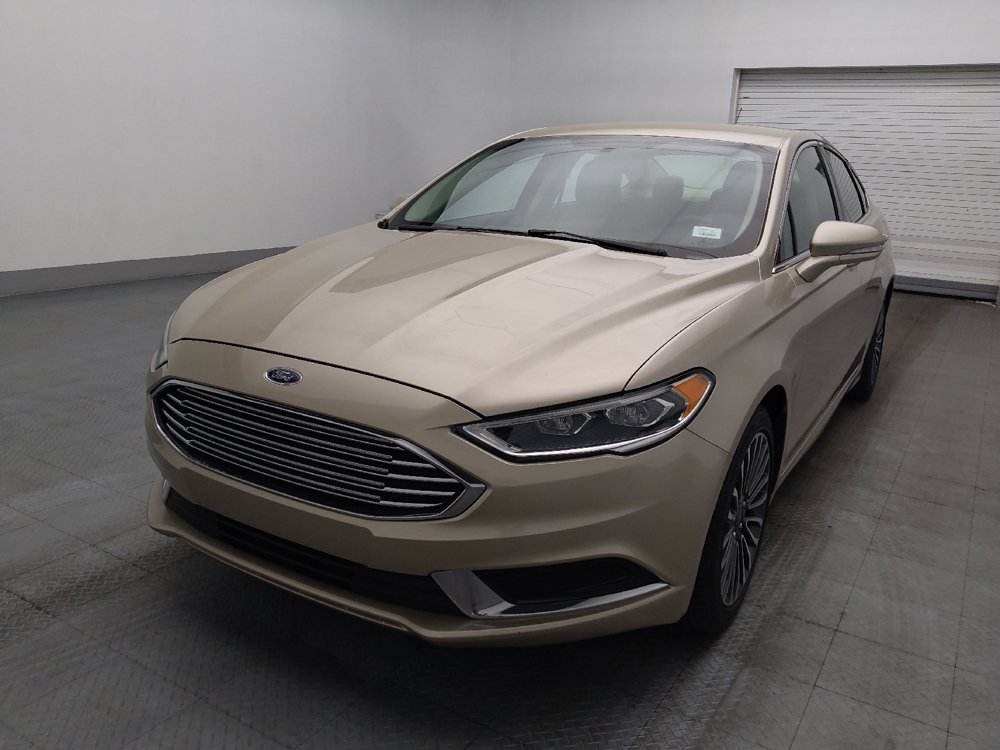 Used 2018 Ford Fusion SE w/ Fusion SE Technology Package FWD image 15