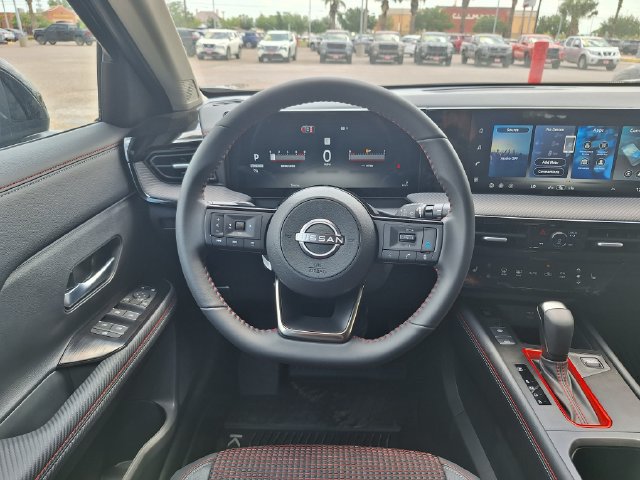 New 2026 Nissan Kicks SR w/ Cold Weather Package FWD image 14