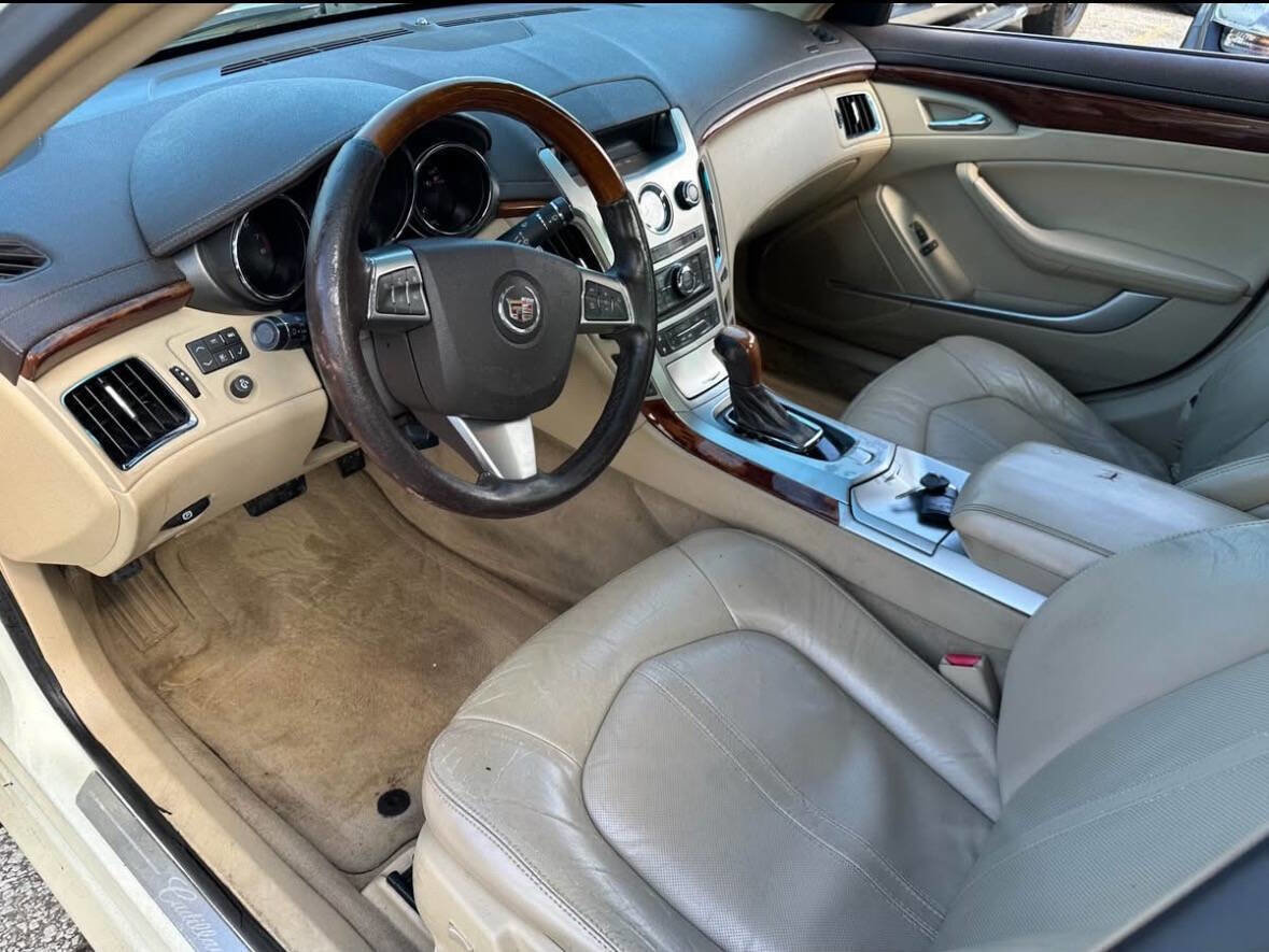 Used 2009 Cadillac CTS 3.6 w/ Wood Trim Package image 11
