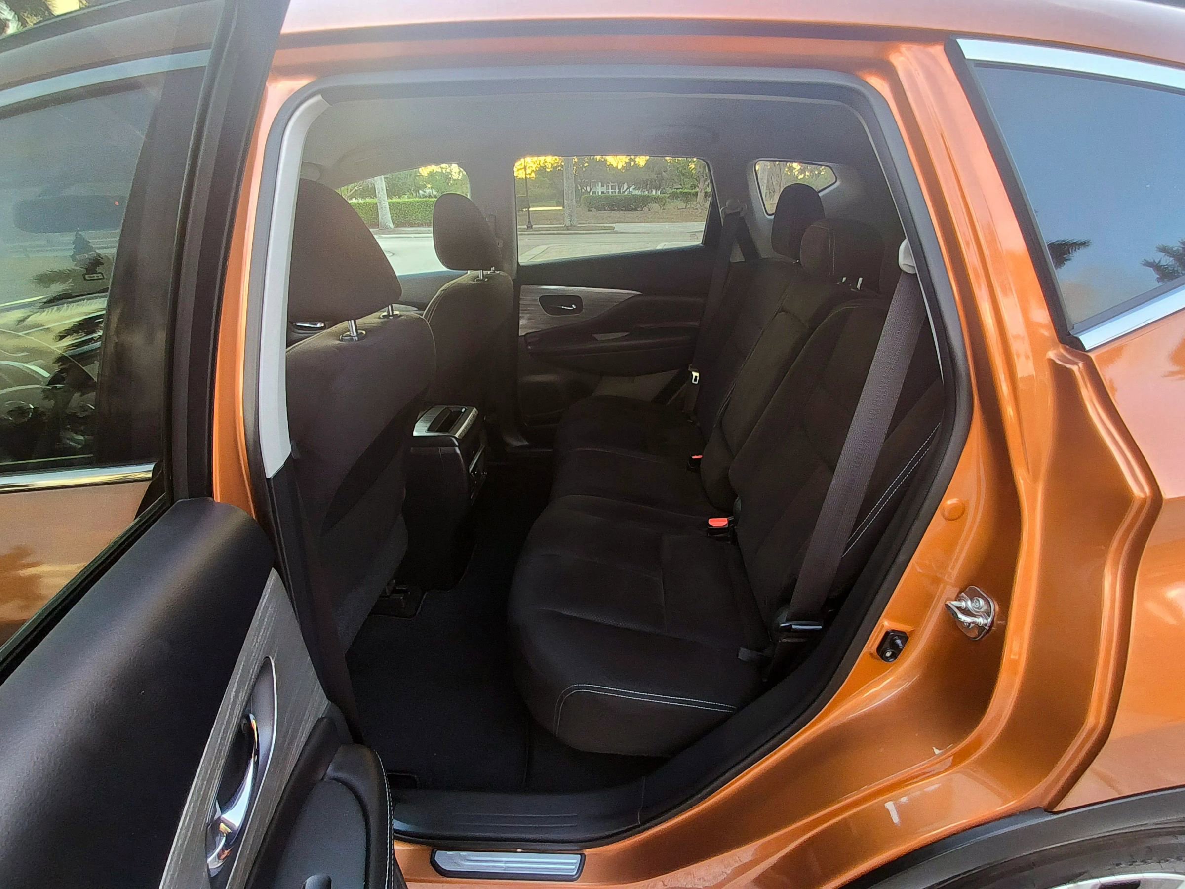 Used 2015 Nissan Murano SV image 27