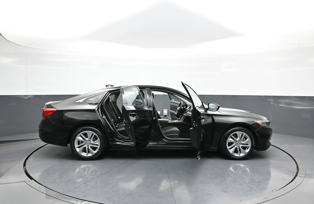 Certified 2019 Honda Accord LX image 40