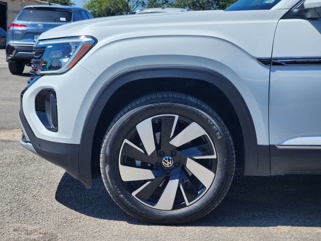 Used 2024 Volkswagen Atlas Cross Sport SEL AWD/4WD image 7