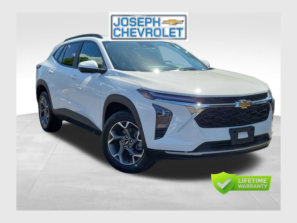 Used 2025 Chevrolet Trax LT FWD 360° Tour