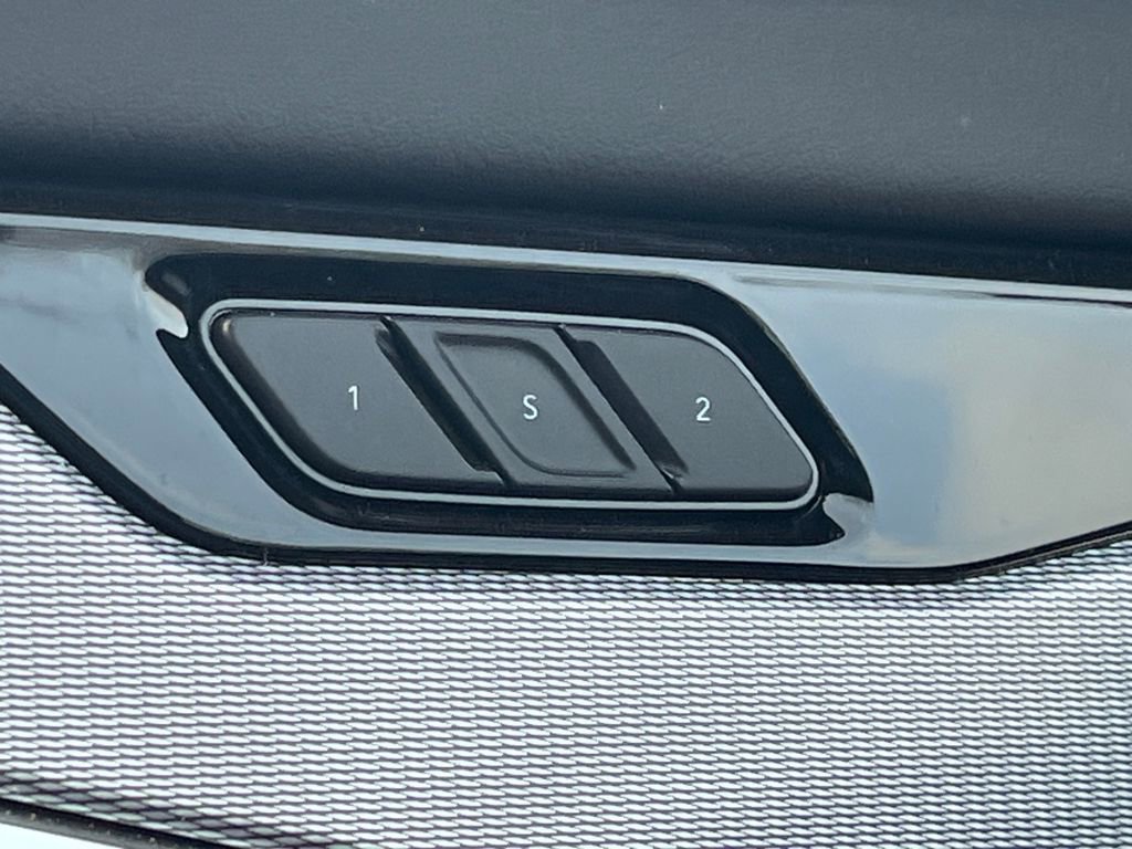 New 2025 Jeep Wagoneer S Launch Edition image 32