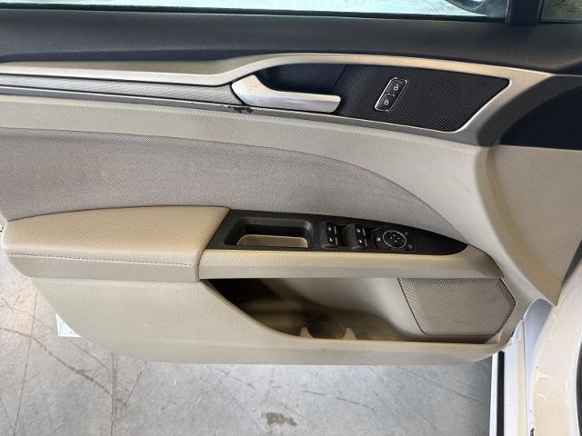 Certified 2020 Ford Fusion SE image 20