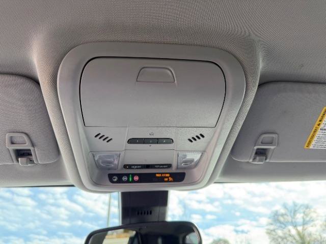 Used 2020 Chevrolet Equinox Premier AWD/4WD image 26