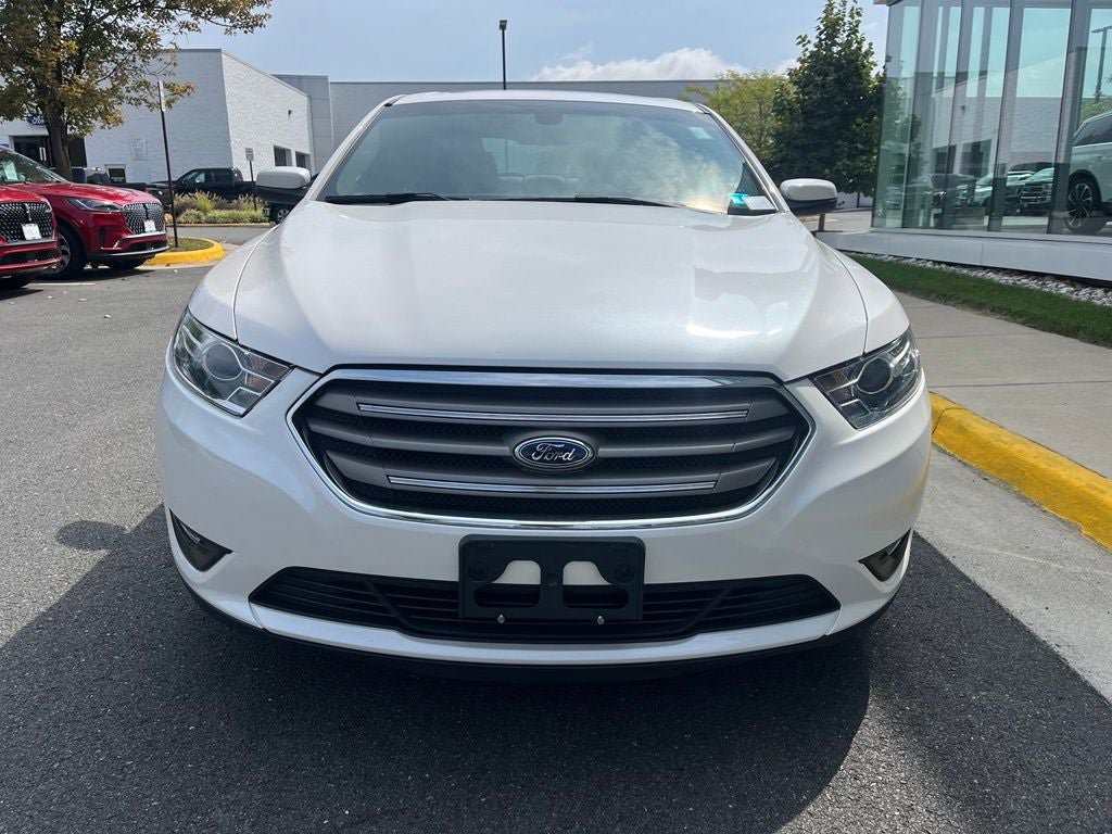 Certified 2017 Ford Taurus SEL w/ Equipment Group 201A FWD image 2