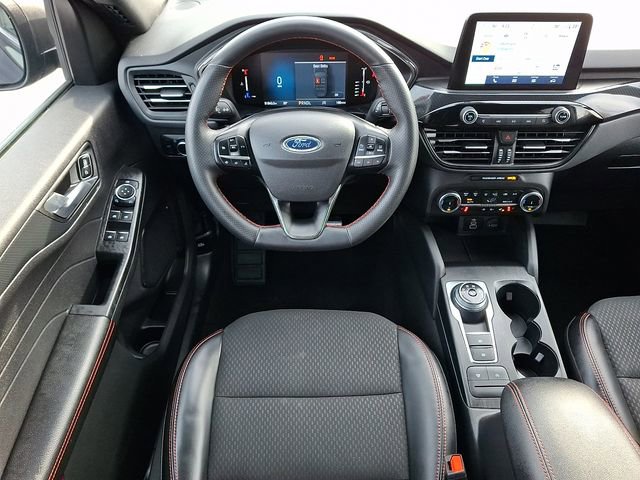 Used 2024 Ford Escape ST-Line image 11